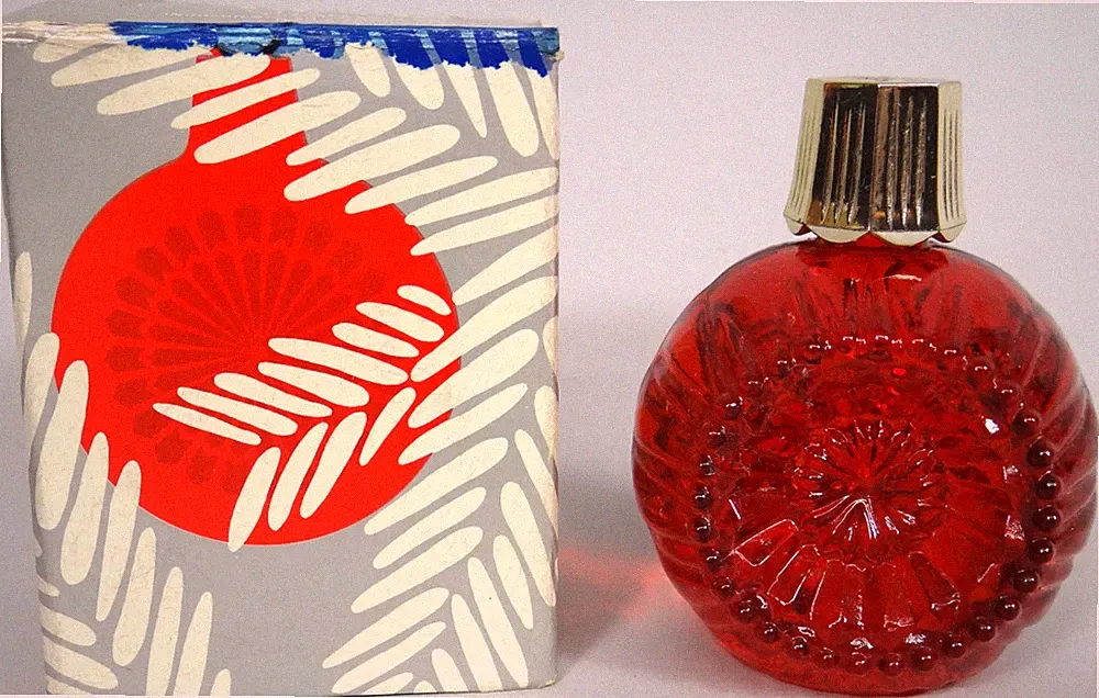 Charisma Perfume Cologne Avon Festive Facets Xmas Bottle Floral Powdery Musk